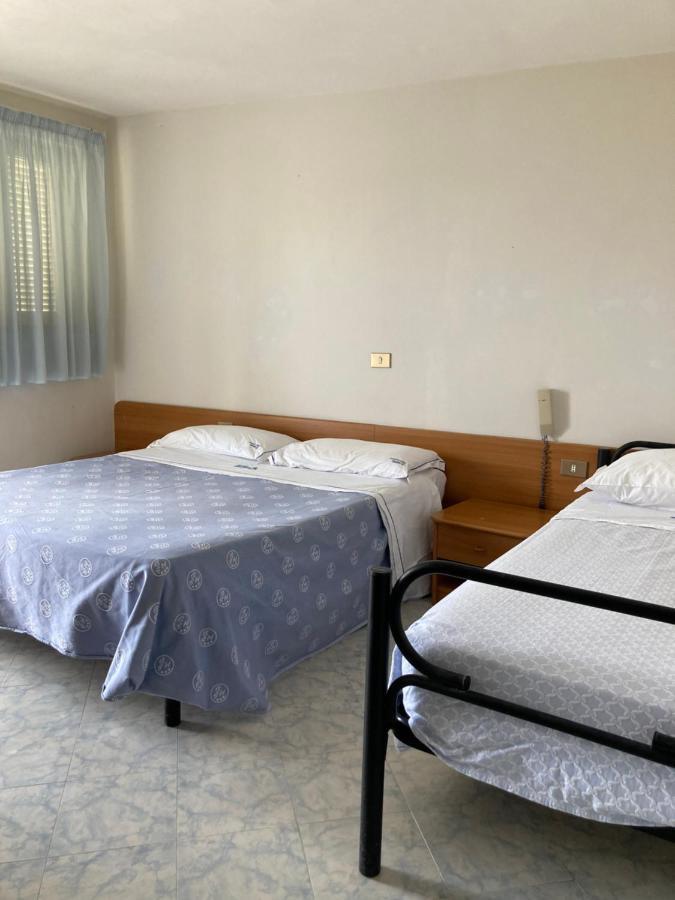 Sabbia D'Argento Hotel Giugliano In Campania Ngoại thất bức ảnh