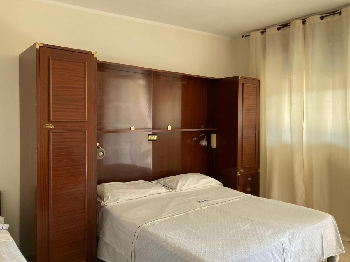 Sabbia D'Argento Hotel Giugliano In Campania Ngoại thất bức ảnh